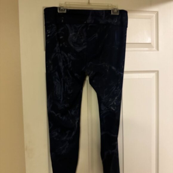 Exercise Pants - Picture 2 of 4